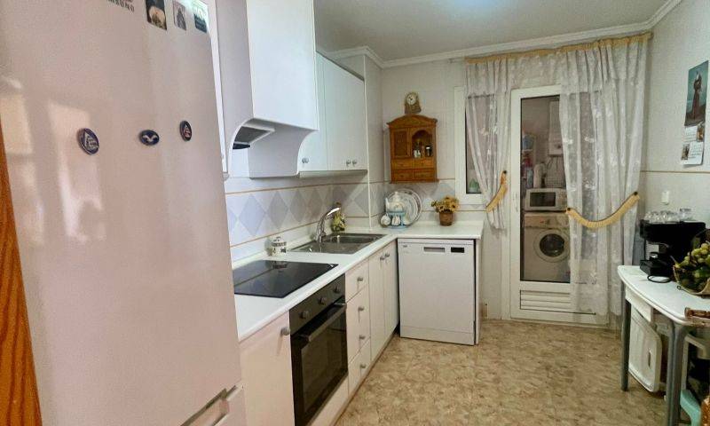 Re-sale - Apartment - Torrevieja - La Mata