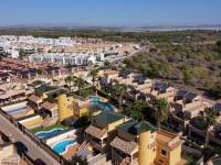 Re-sale - Villa - Villamartin