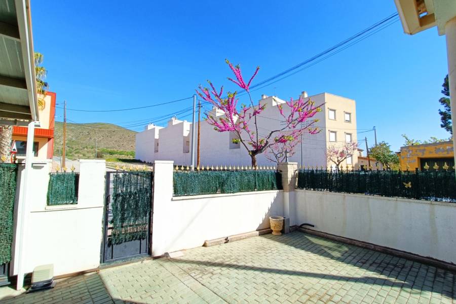 Re-sale - Villa - Hondon De Los Frailes
