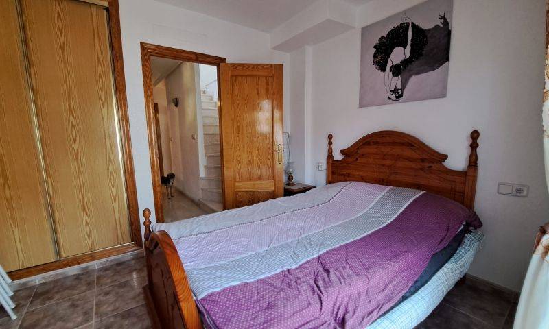 Re-sale - Duplex - Playa Flamenca - Alicante