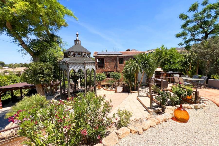 Venta - Casa de campo - Petrer