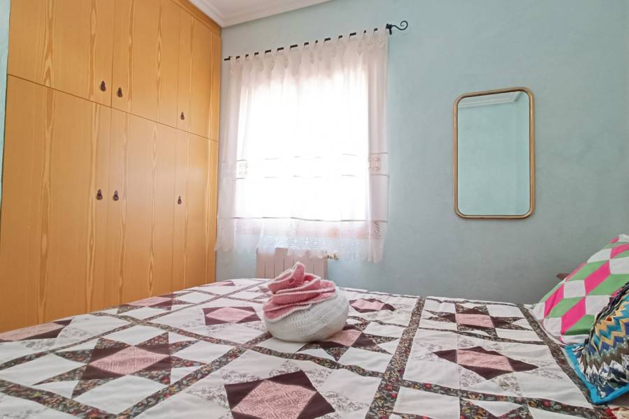 Re-sale - Country house - Hondon De Los Frailes