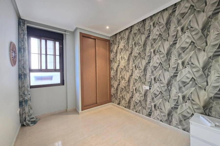 Re-sale - Flat - Hondon De Las Nieves - LA CANALOSA
