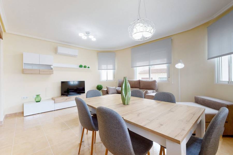 Venta - Chalet - San Miguel de Salinas - San Miguel De Salinas