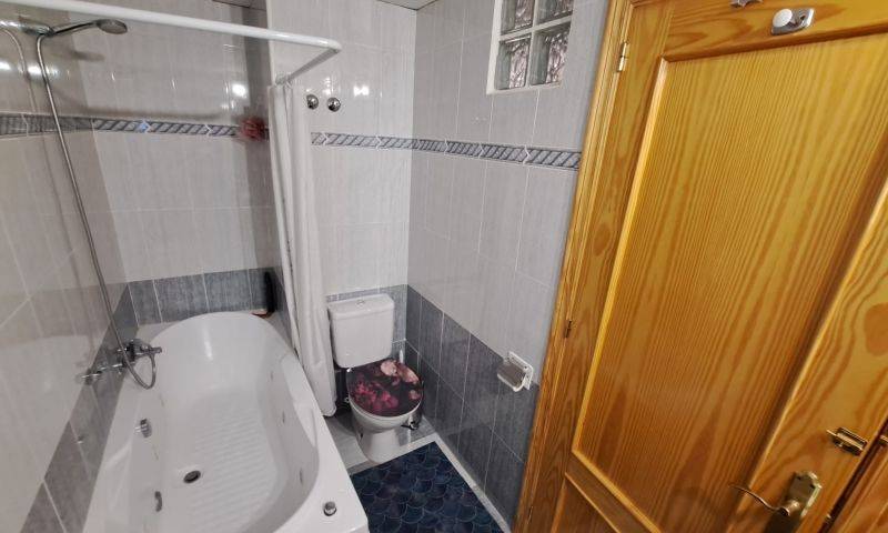 Re-sale - Duplex - Playa Flamenca - Alicante