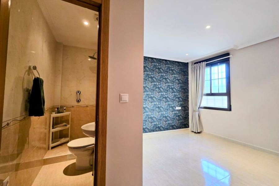 Re-sale - Flat - Hondon De Las Nieves - LA CANALOSA