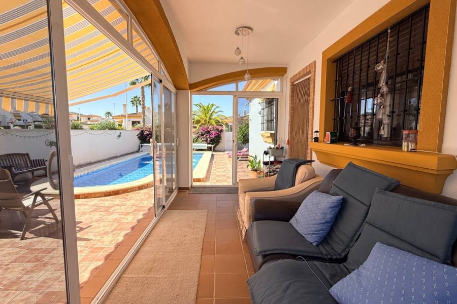 Re-sale - Villa - Hondon De Las Nieves - La Montañosa