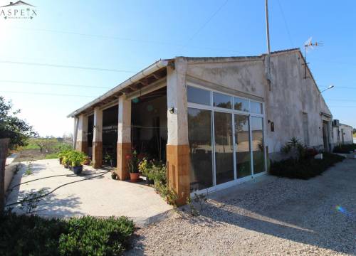 Country house - Re-sale - La Hoya - Countryside