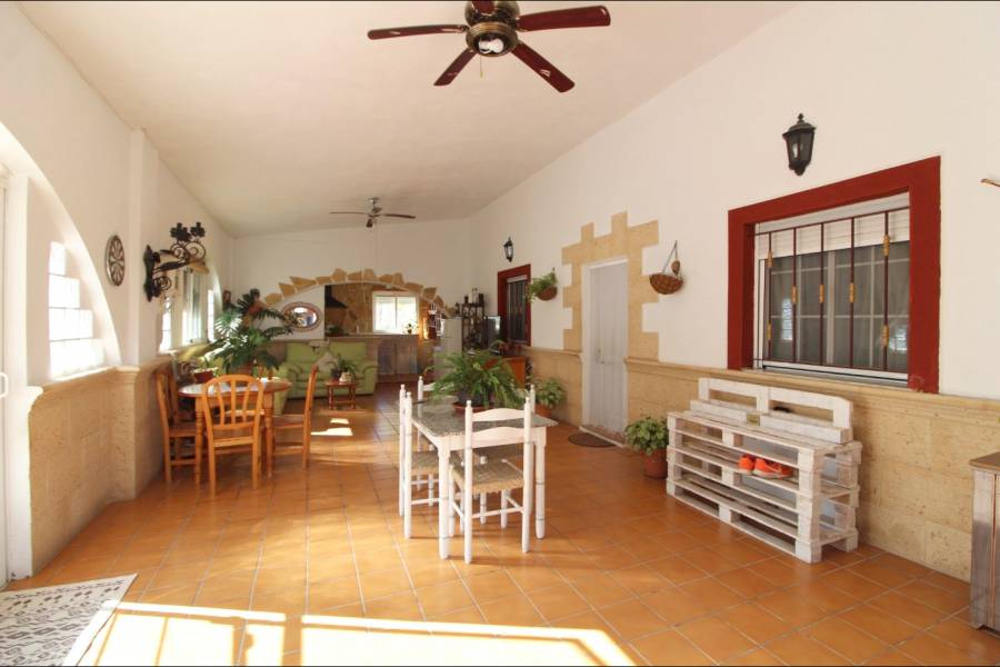 Re-sale - Country house - Hondon De Los Frailes