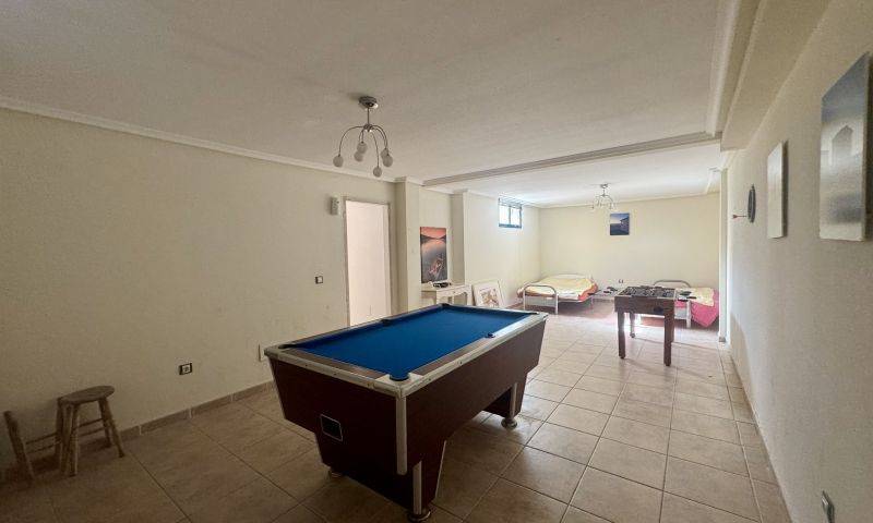 Re-sale - Villa - Villamartin