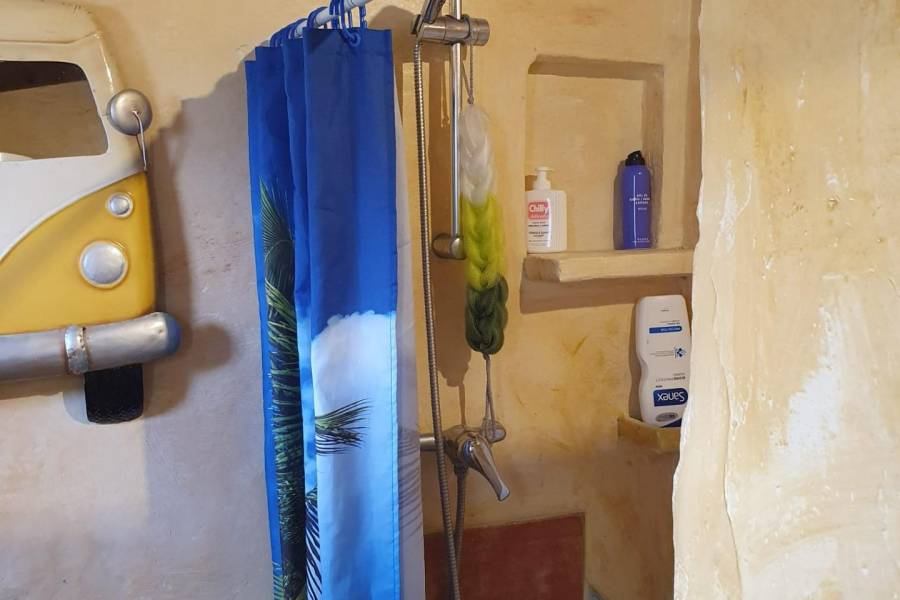Re-sale - Country house - Hondon De Las Nieves