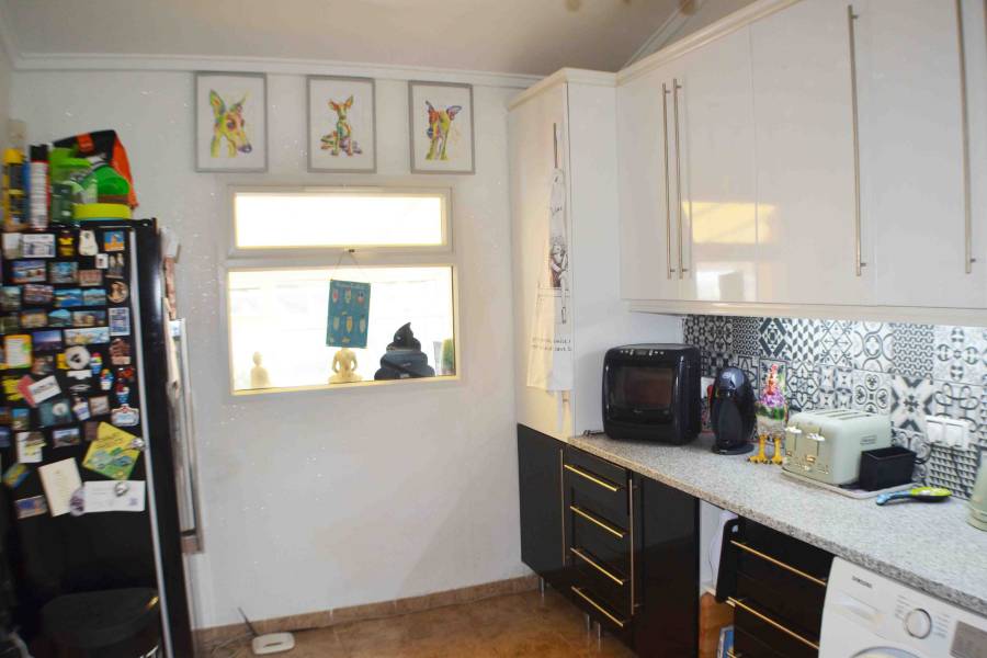 Venta - Chalet - Playa Flamenca - Alicante