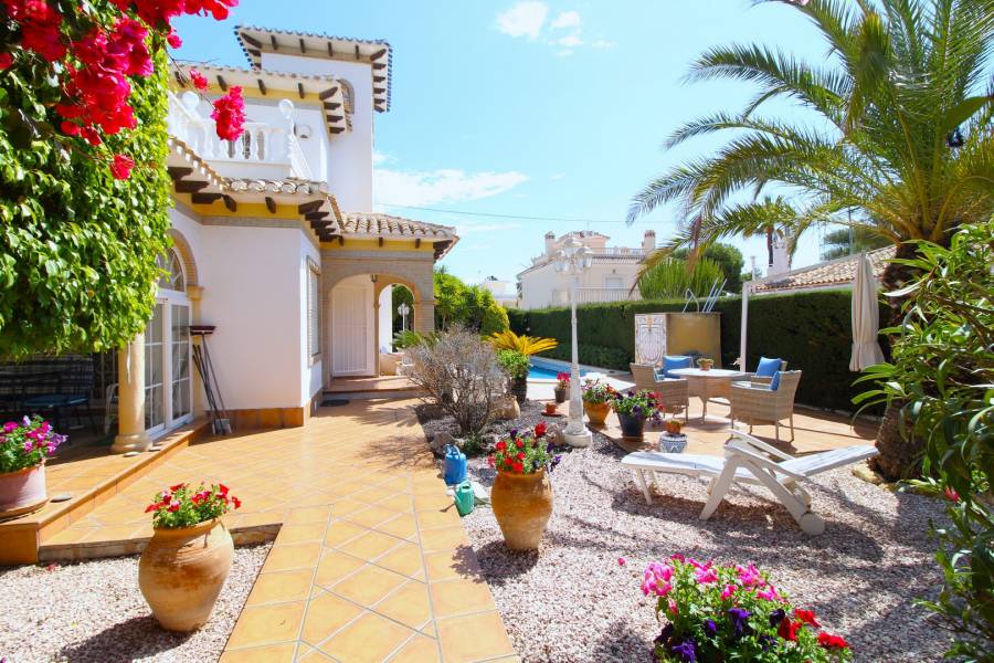 Venta - Chalet - Cabo Roig