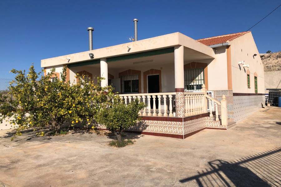 Re-sale - Country house - Macisvenda