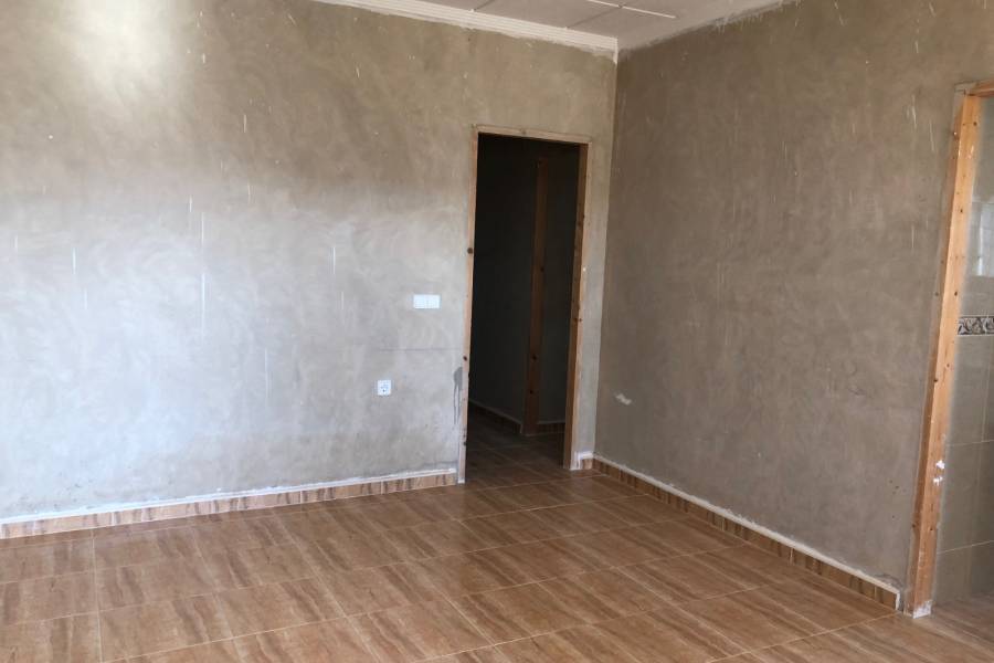 Re-sale - Country house - Macisvenda