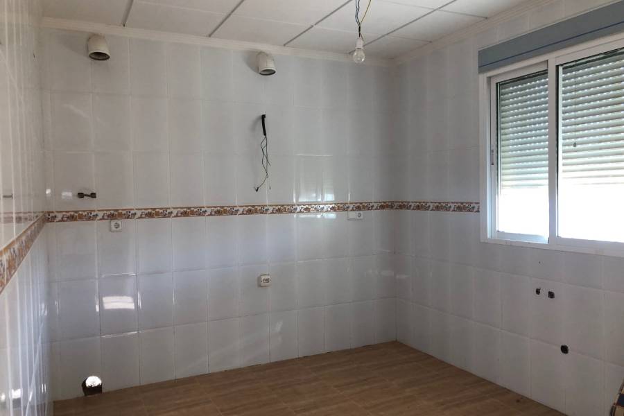 Re-sale - Country house - Macisvenda