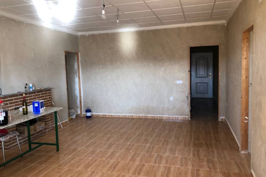 Re-sale - Country house - Macisvenda