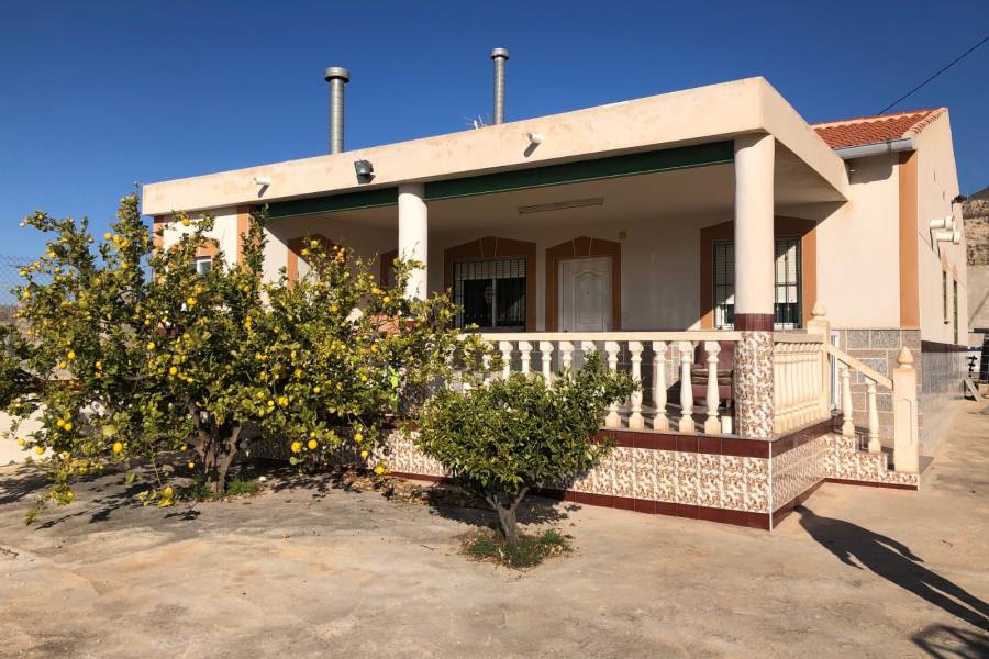 Re-sale - Country house - Macisvenda