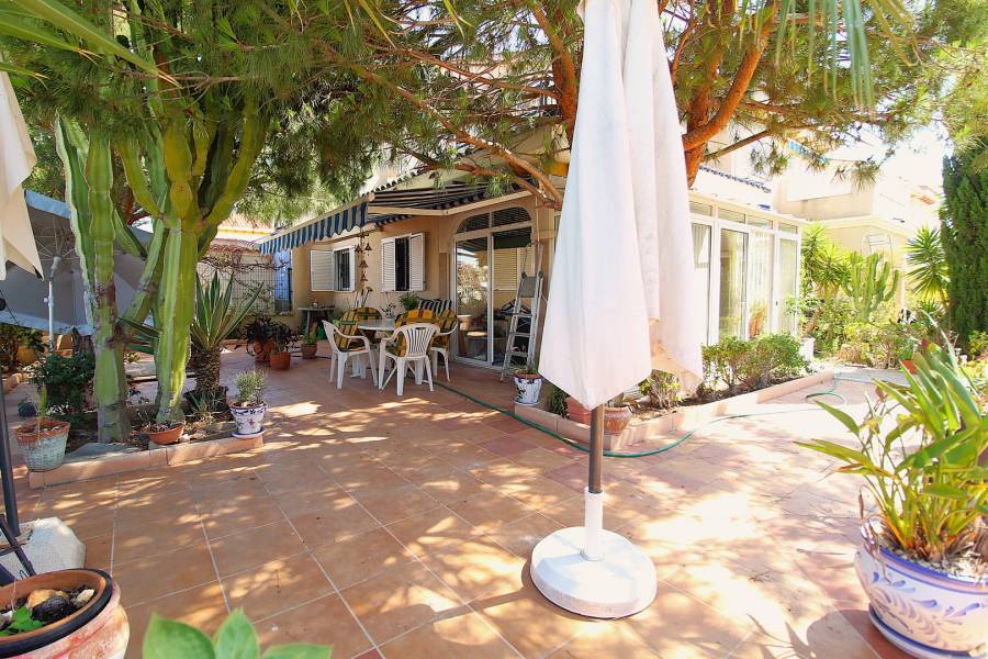 Re-sale - Duplex - Playa Flamenca - Alicante