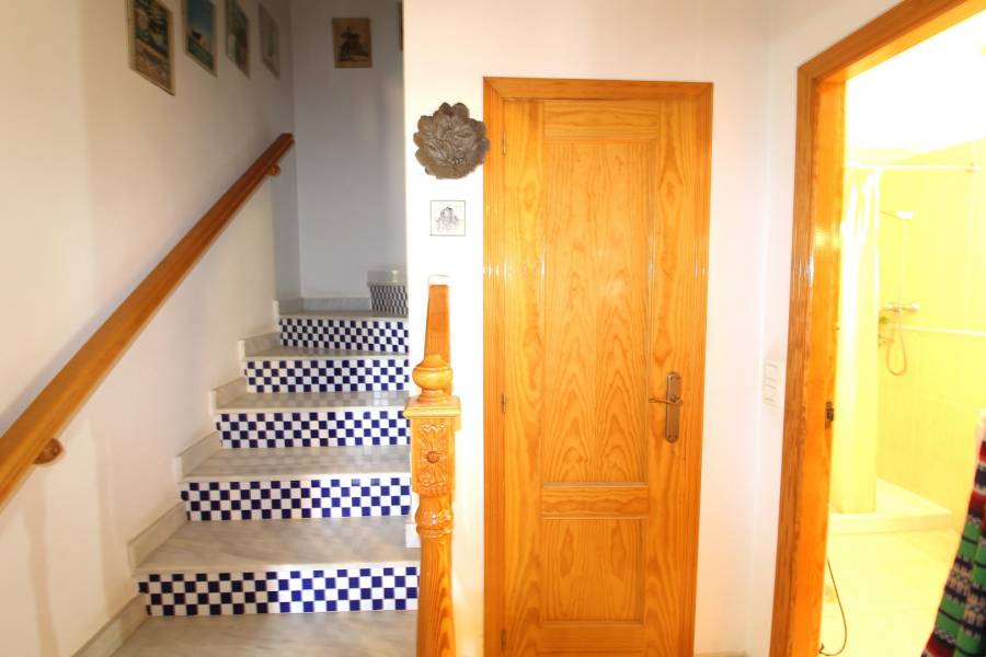Re-sale - Duplex - Playa Flamenca - Alicante